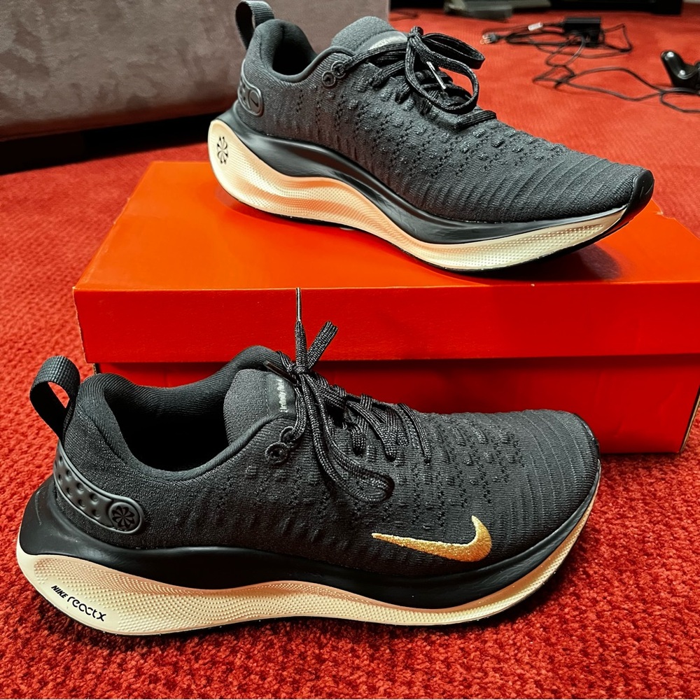 NWT Nike Women’s Black and Gold Athletic Sneakers